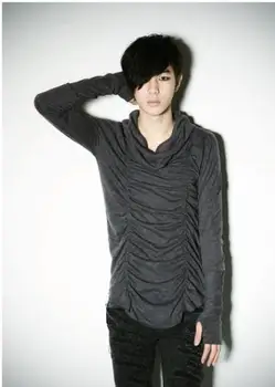 

2020 Korean version of the new fashion men's personality pleated mittens long-sleeved T-shirt hooded men's T-shirt plus size