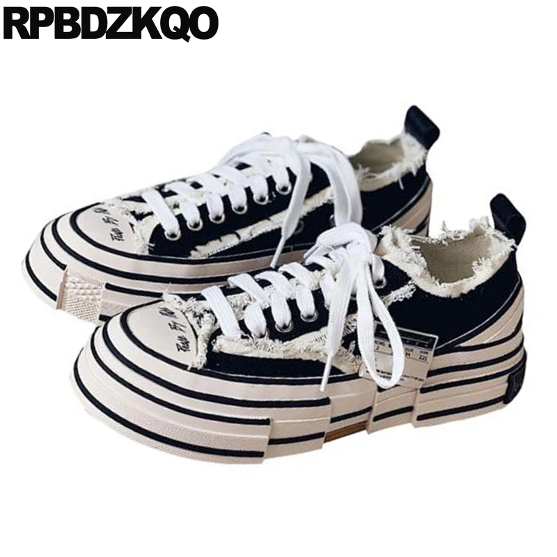 Chinese Casual Harajuku European Canvas Thick Sole Elevator Women Sneakers Black And White Flats Creepers Platform Shoes Muffin