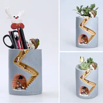 

Hedgehog's Home Resin Crafts Flower Pot Home Decoration