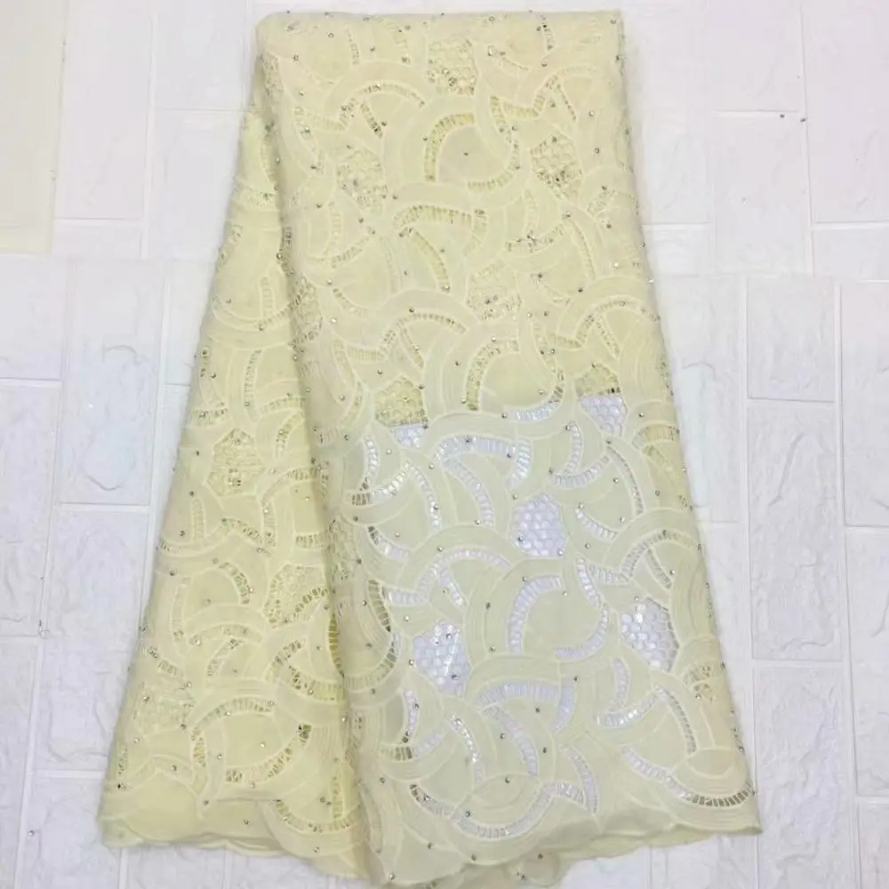 Fashion embroidered African cotton dry lace fabric 2019 high quality bridal Nigerian stones Swiss voilec For Wedding Sewing FD89 | Дом и сад