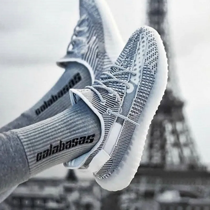 Новое поступление дышащие кроссовки yeezys air 350 v2 для мужчин и женщин, спортивные кроссовки 350v2, кроссовки унисекс, размер 36-46