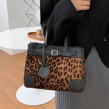 

Classic Leopard Pattern Zebra Print Solid Female Shoulder Bags Versatile Casual Winter & Fall Fashion Handbag for Women 2020