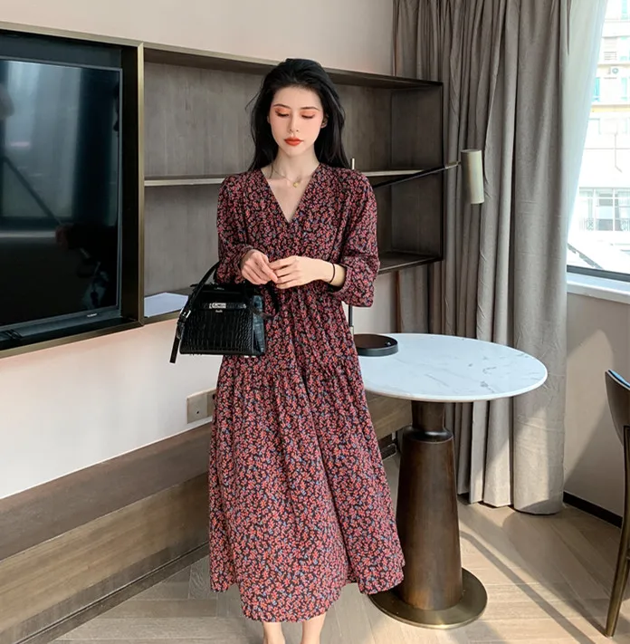 Элегантное женское платье с принтом весна-лето v-образным вырезом длинным