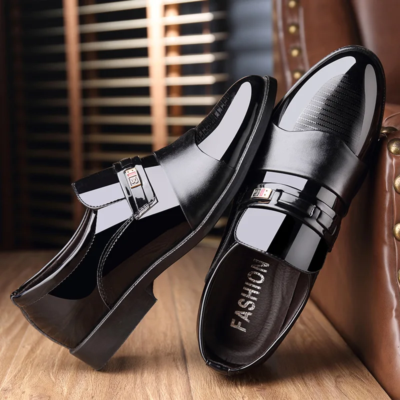 

2019 Autumn New Style Men Business Leather Shoes England Foot Covering Dress Shoes Bright Surface Versatile Wedding MEN'S SHOES