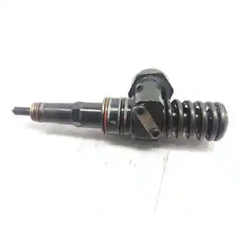 

038130073AJ INJECTOR VOLKSWAGEN PASSAT SALOON (3B3)