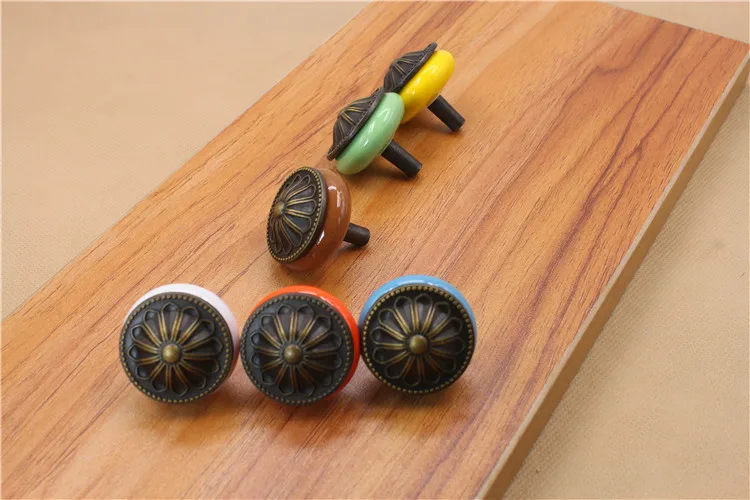 Ceramic handle foreign trade European cabinet drawer single hole round antique copper handle new rural style