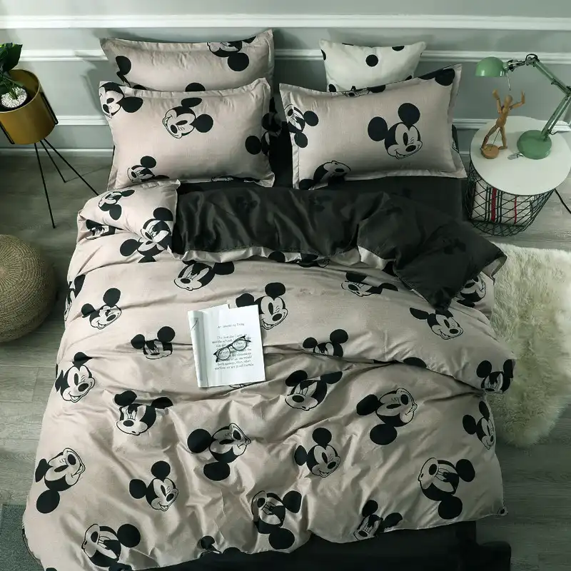 dumbo coverlet and bumper set