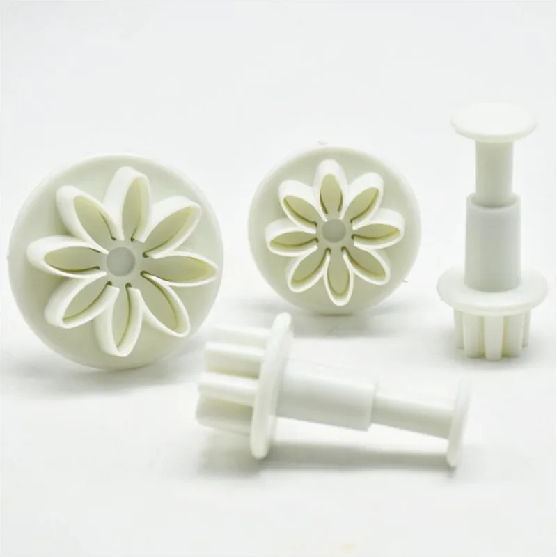Cookie Cutter 4Pcs/set Plum Daisy Flower Fondant Cookie Cutter Plunger Mold Cake Decorating Tools Sugarcraft Biscuit Stamp Christmas Cutter