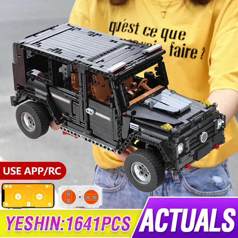 MOULD KING 13070 High-Tech Car Toys The MOC-6688 C63 DTM Model APP Motorized Building Blocks Bricks New Kids Christmas Gifts | Игрушки и