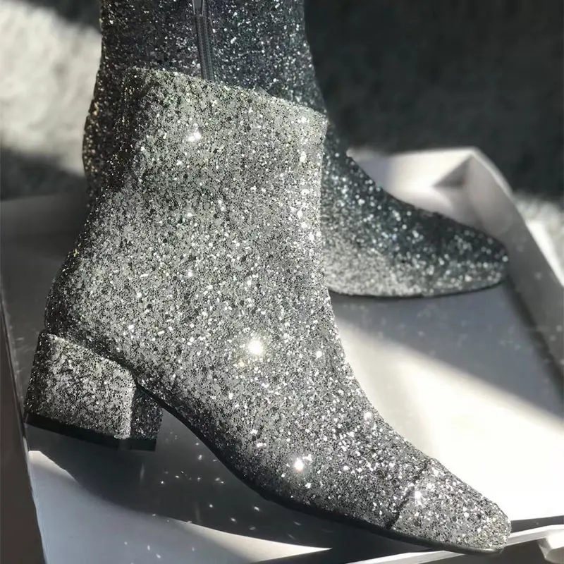 Женские ботинки на высоком каблуке расшитые блестками зимняя обувь из плюша
