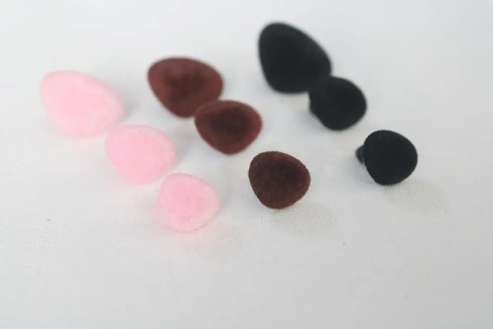 Doll Accessories 30pcs/lot pink/black/brown flocking Triangular safety toy nose & soft washer for diy doll findings color option