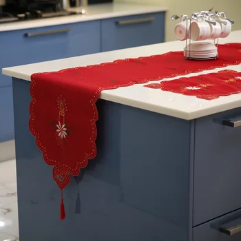 

40*170cm Table Runner European Embroidered Hollow Table Flag Santa Claus Table Mat Christmas Home Decoration Accessories 1PC
