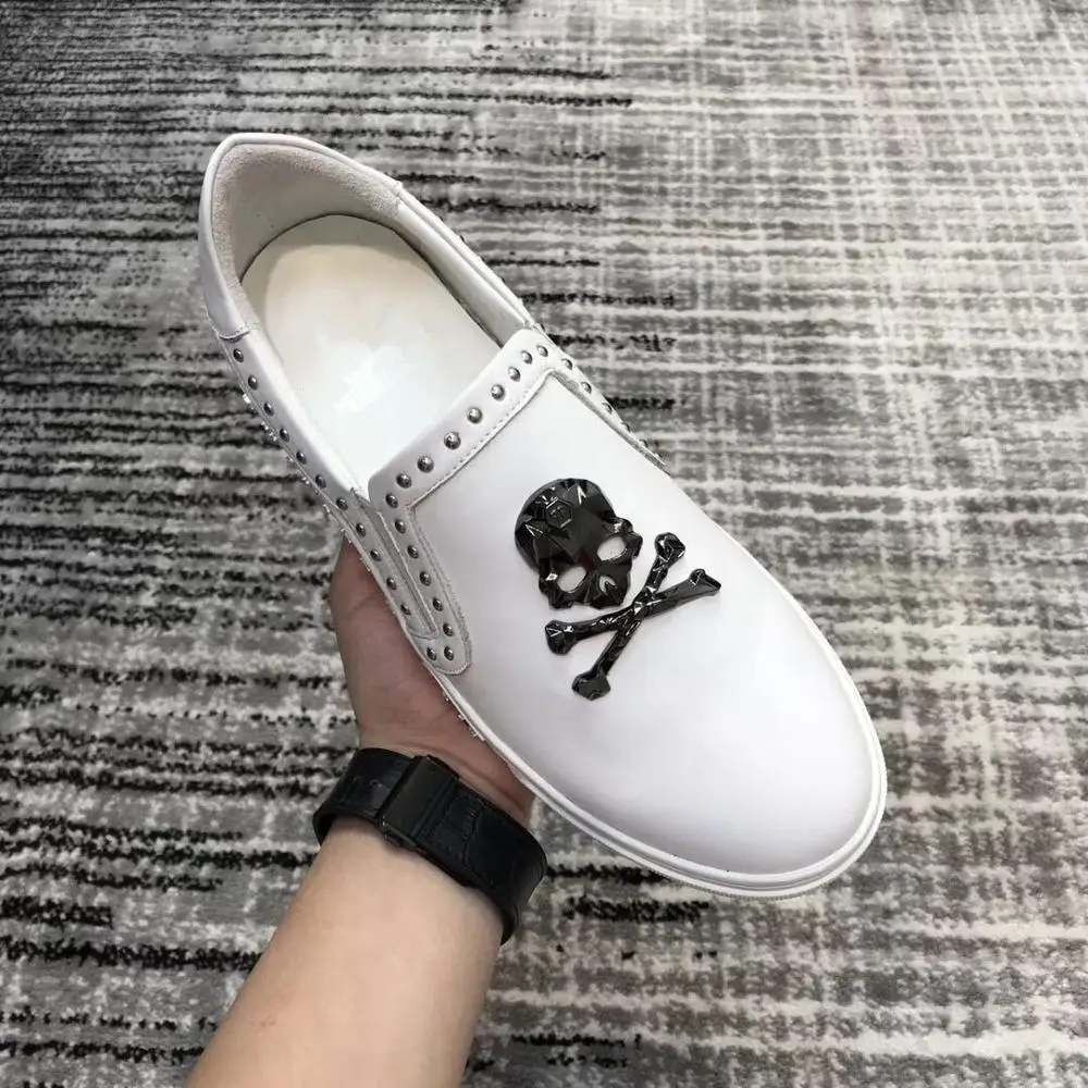 Mocasines de cuero hechos a mano con diamantes de imitación para hombre, zapatos de fiesta de boda de lujo, color blanco, zapatos para vestir elegante