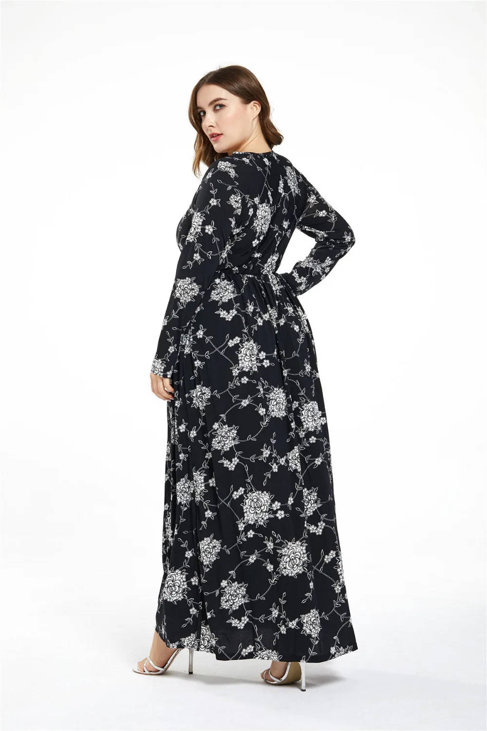 12881331273_256862712