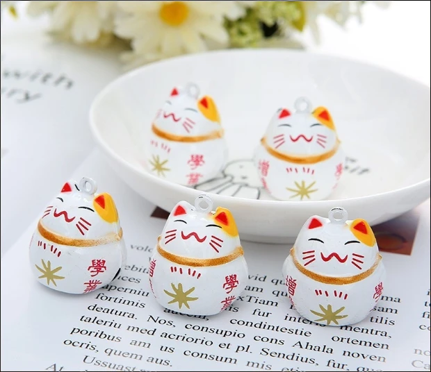 white lucky cats Удача кошки, счастливый Колокольчик для кошки для собак, кошек, домашних животных - Цвет: white lucky cats