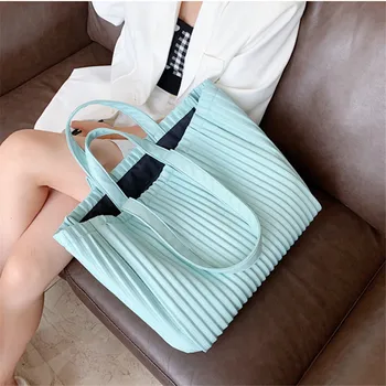 

NEW Original Design Fashion Large-capacity Bucket Bag Handbag Elegant Pleated Shoulder Bag Width 46cm Height 33cm Thickness 15cm