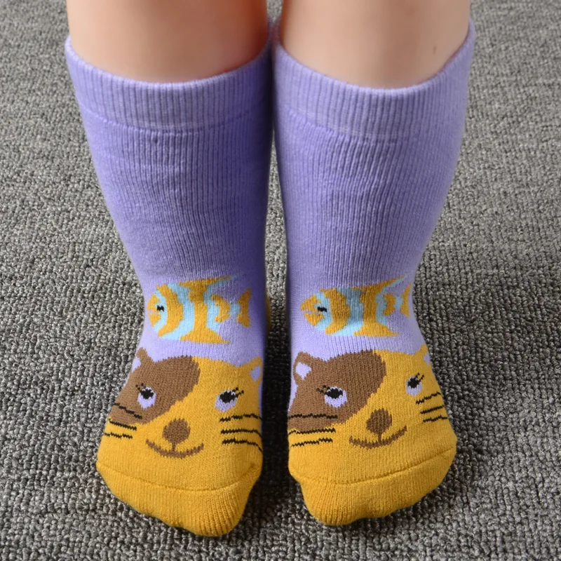 Purple cat Новые хлопковые рождественские носки для малышей Детские цветные нескользящие носки ярких цветов мягкие носки для младенцев Gift0-3Years летние теплые носки - Цвет: Purple cat
