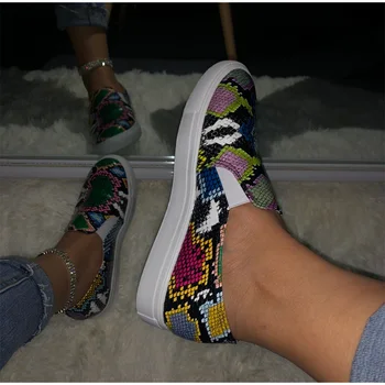 

Women's Pu Snake Print Leather Sneakers Woman Shoes Mix Color Slip On Flat Shoes Female Plus Size 2020 Platform Casual Walking