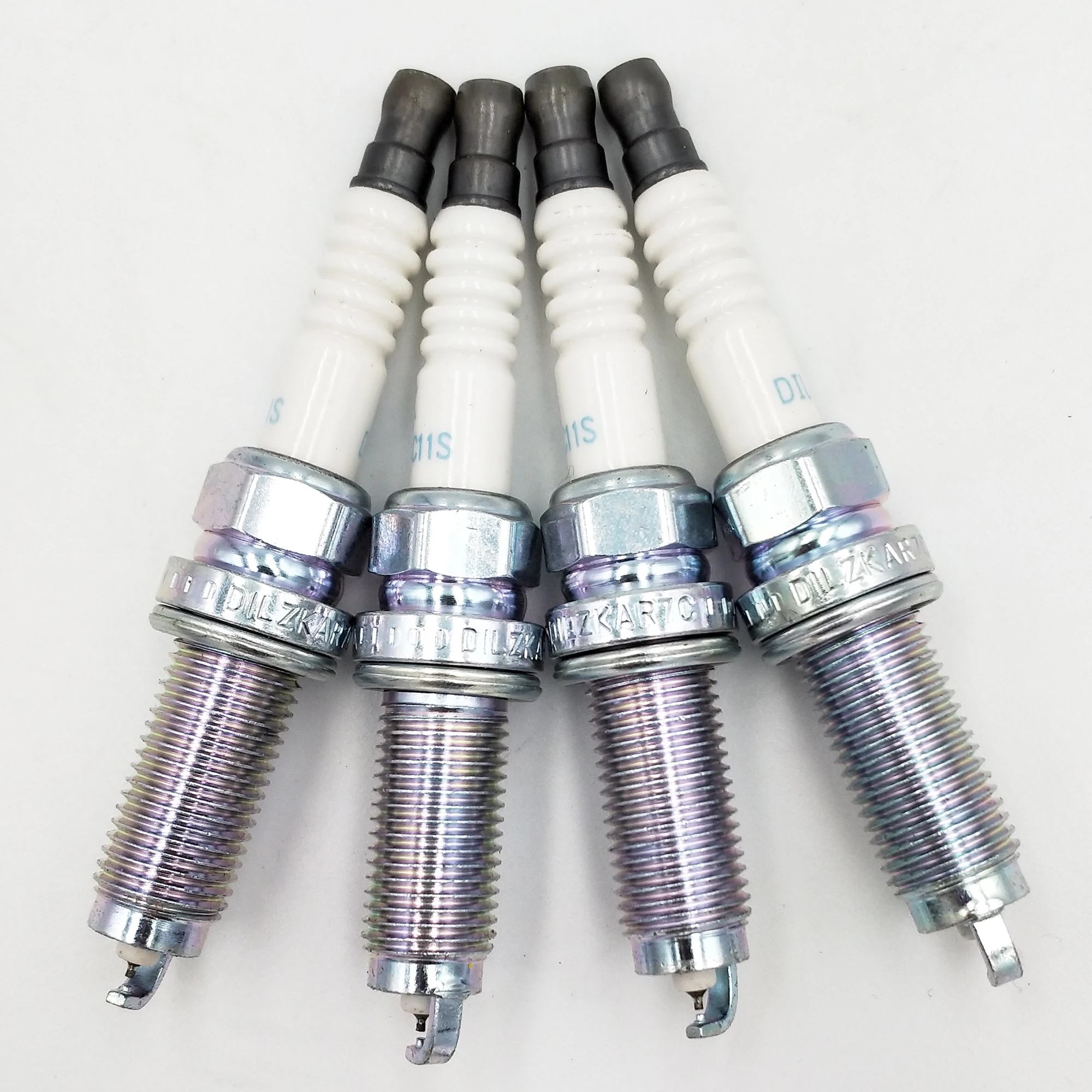 4 шт. 12290-5R0-003 DILZKAR7C11S Свеча зажигания для- Honda Fit 122905R0003