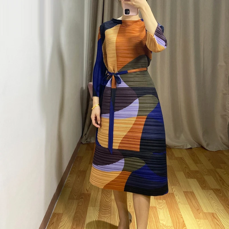 MIYAKE Плиссированное осеннее Новое свободное большое геометрическое цветное ТРАПЕЦИЕВИДНОЕ длинное платье - Цвет: Хаки