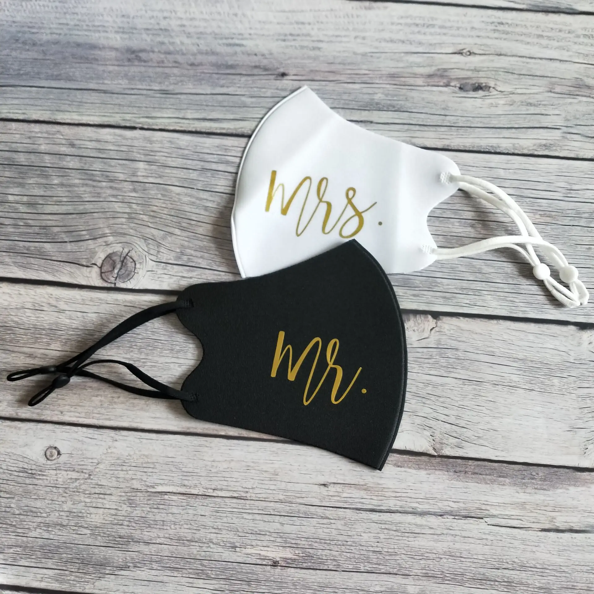 Рисунок 3 - Зеркало Золото Mr Mrs Свадебные