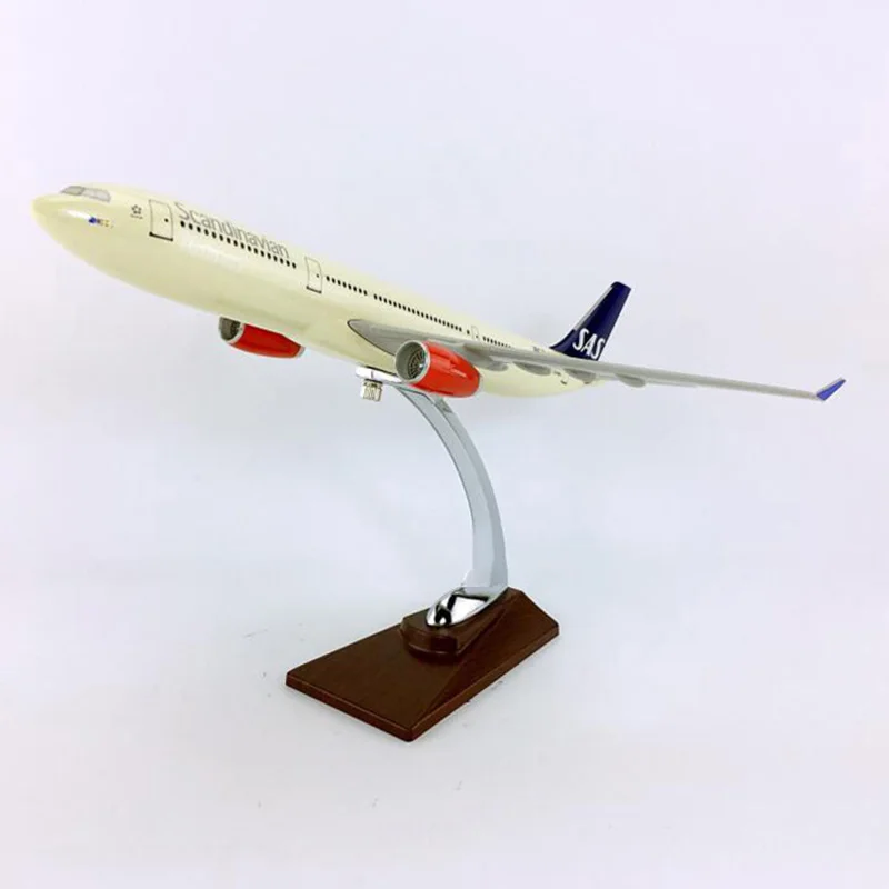 Коллекция 1:200 Смола Airbus A330-300 самолет 32 см SAS Scandianavian авиалиний самолет для детей и взрослых