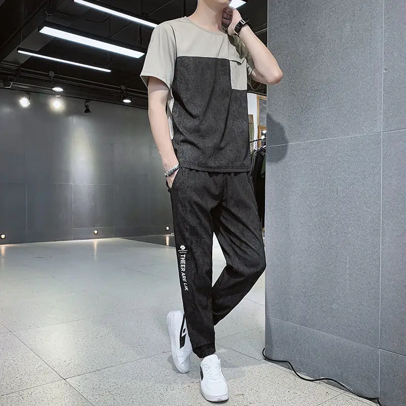 Рисунок 4 - Повседневный костюм из двух предметов для мальчиков