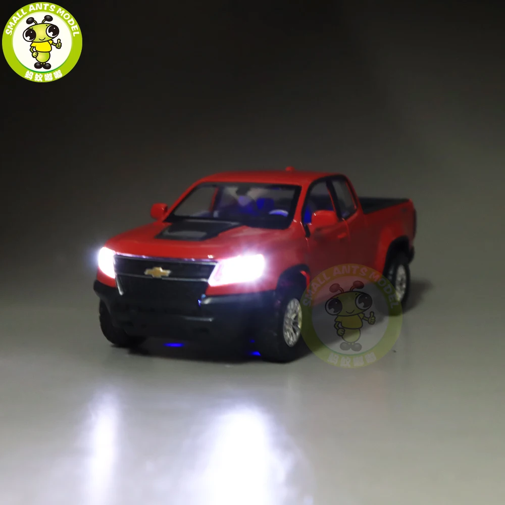 1/31 Chevrolet COLORADO Pickup Diecast Car Truck Model toys kids Boys Gifts