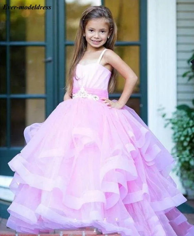Roze Prinses Tiered Baljurken Bloem Meisjes Jurken Spaghetti Applicaties Tulle Meisjes Pageant Jurken 2019 comunione Roze Prinses Tiered Baljurken Bloem Meisjes Jurken Spaghetti Applicaties Tulle Meisjes Pageant Jurken 2019 comunione