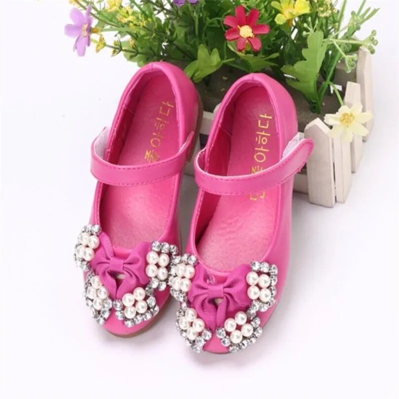 Детские туфли принцессы с бусинами для маленьких девочек детские жемчужинами и