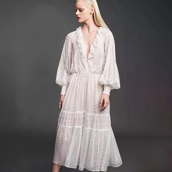 

2020 Spring brand new women's V-neck ruffles dress Fashion lantern sleeve dress B413