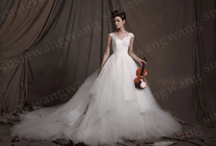 

free shipping sexy romantic 2015 v-neck bride casamento beading vestido de noiva renda Bridal Gown vintage wedding dress flower