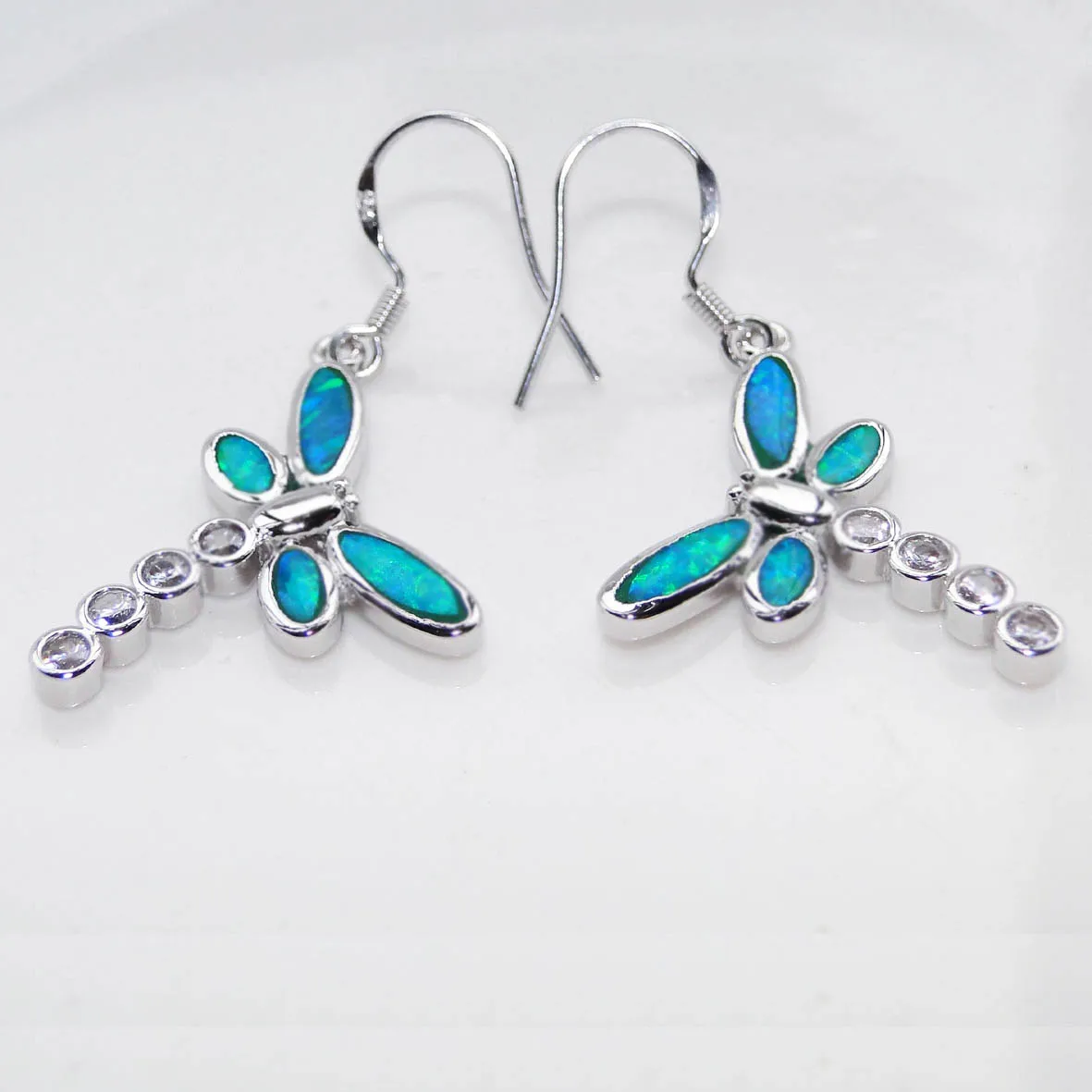 Boucles d'oreilles libellule pour femmes, petites boucles d'oreilles en opale bleue, à la mode
