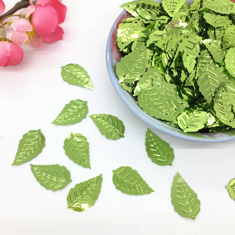 

50g/lot Leaf Sequins 13*24mm PVC Sewing DIY Garment Accessory Leaves With 2 Holes Light Green Flakes For Crafts