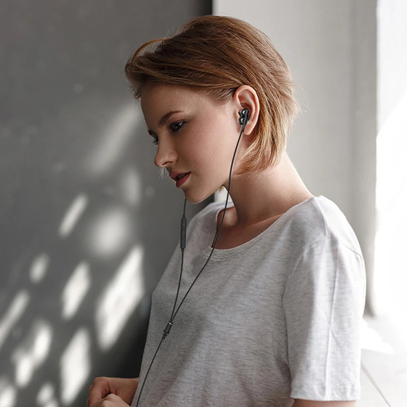 Langsdom D4 quad core double moving circle eating chicken game earphones in ear subwoofer with wheat line control mobile phone