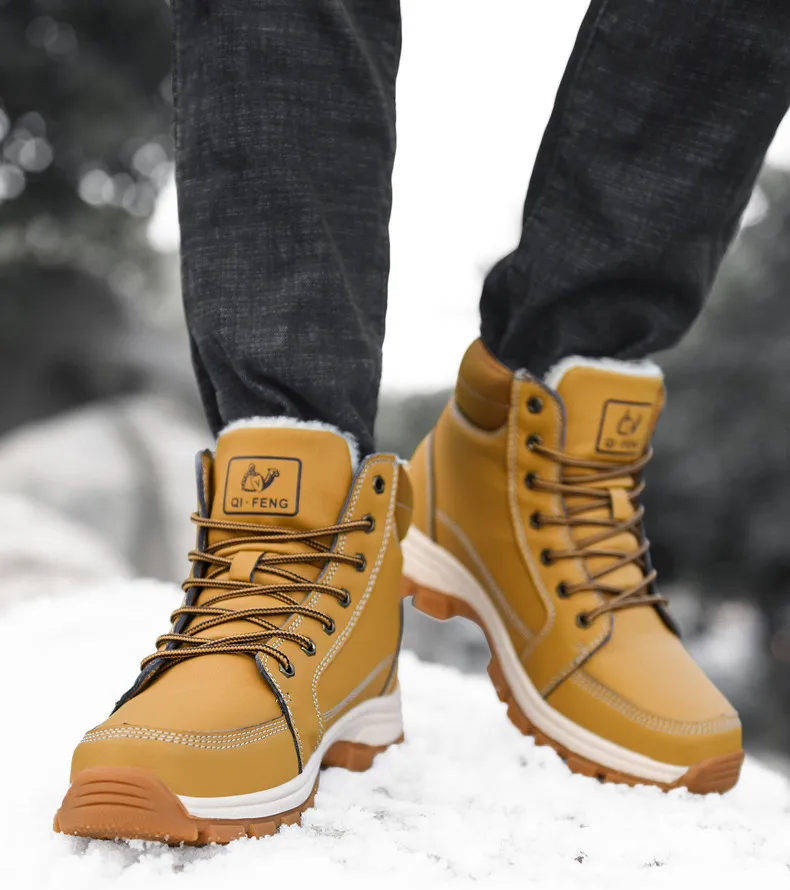 New Winter Men keep Warm Plush Snow Boots Men Casual Shoes Waterproof Work Shoes Outdoor Men Lace-Up Ankle Boots Big Size 39-48