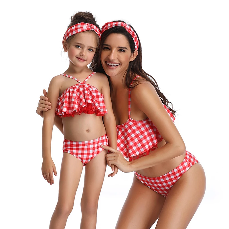 Купальник для мамы и дочки пляжный купальник с оборками принтом всей семьи