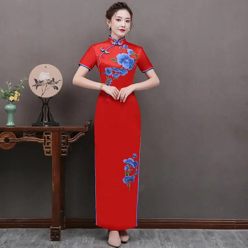 Красное сексуальное женское длинное платье Cheongsam в традиционном китайском стиле с коротким рукавом Qipao тонкое вечернее платье на пуговицах Vestido S-5XL - Цвет: Красный