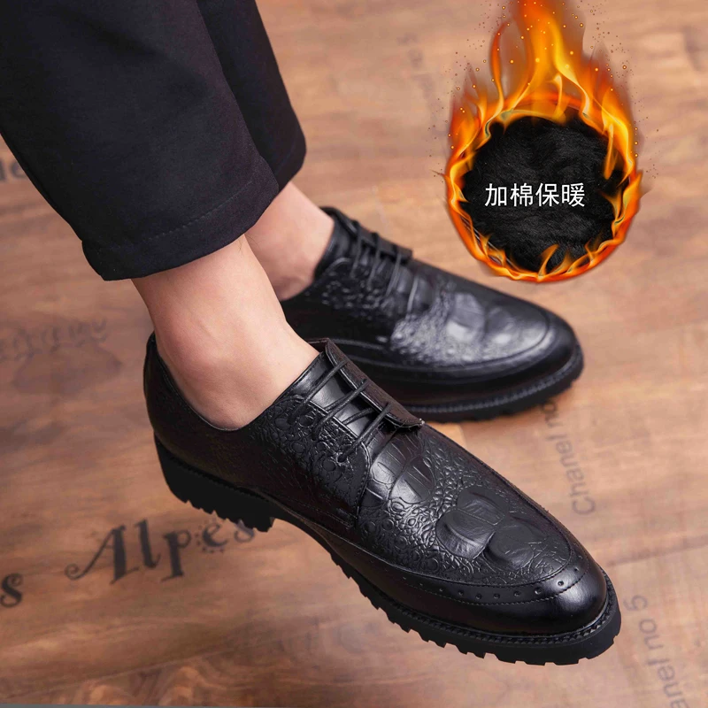 men's casual shoes breathable leather loafers business office shoes men's driving moccasin shoes comfortable slippery shoes