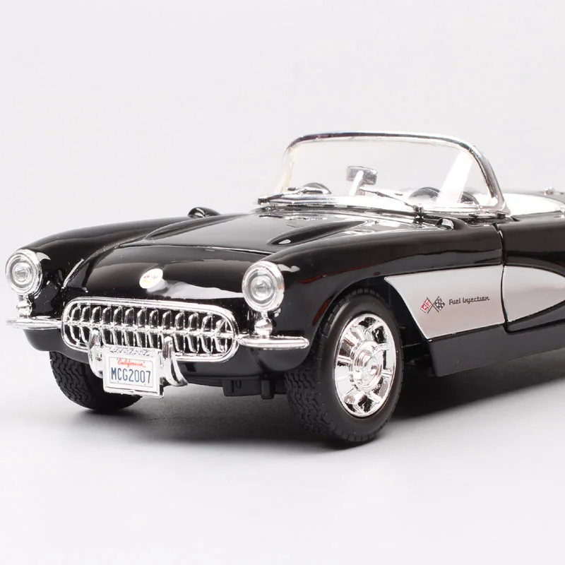 1/24 модель Maisto винтажный GM 1957 Chevrolet Corvette C1 трансформер спортивный автомобиль chevi Vette Diecasts& Toy автомобили-модельная Игрушка Дети