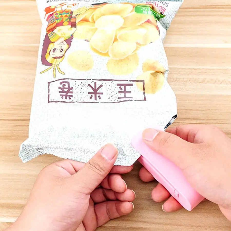 Mini Portable Manual Vacuum Sealer Fresh-keeping Food Snack Sealing Machine Home Office Convenient Storage Tools | Дом и сад
