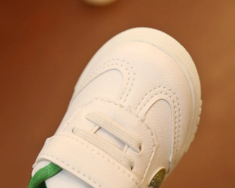 Цветная Радужная Классическая обувь на липучке для маленьких мальчиков; Белая обувь для новорожденных девочек; кроссовки; повседневная спортивная обувь для малышей