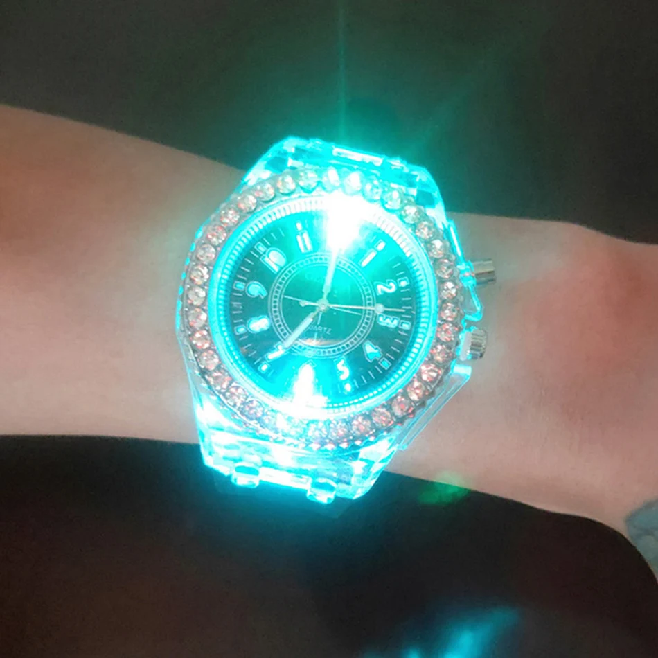 Luminous watch (10)