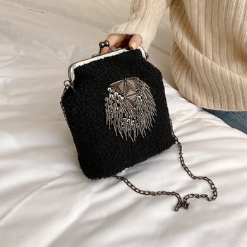 

Women Clip Bag Handbag 2019 Autumn Winter Chain Shoulder Messenger Bag Women Luxury Brands Designer Plush Clutch Purses