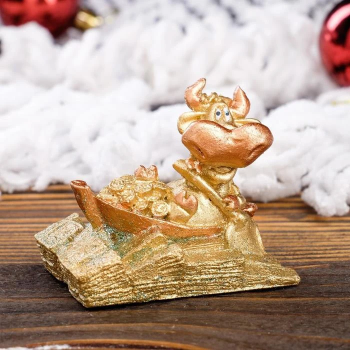 Статуэтка &quotБык на волне удачи&quot золотистый 4 см|Игровые фигурки и трансформеры|