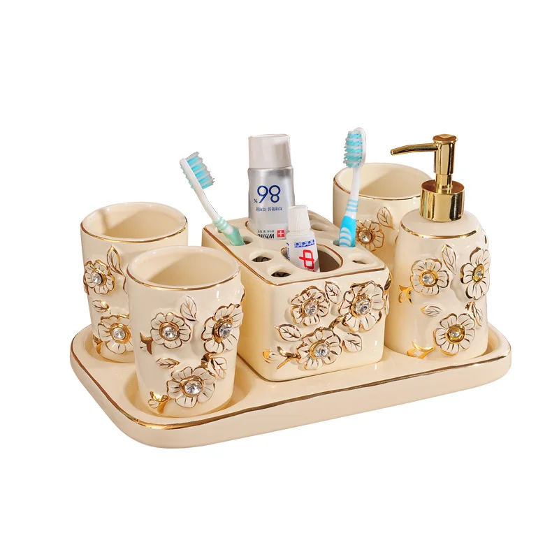 Королевский роскошный свадебный керамический набор аксессуаров для ванной комнаты, диспенсер для мыла, поднос для ванной, держатель для зубной щетки, Набор чашек для полоскания рта, мыльница