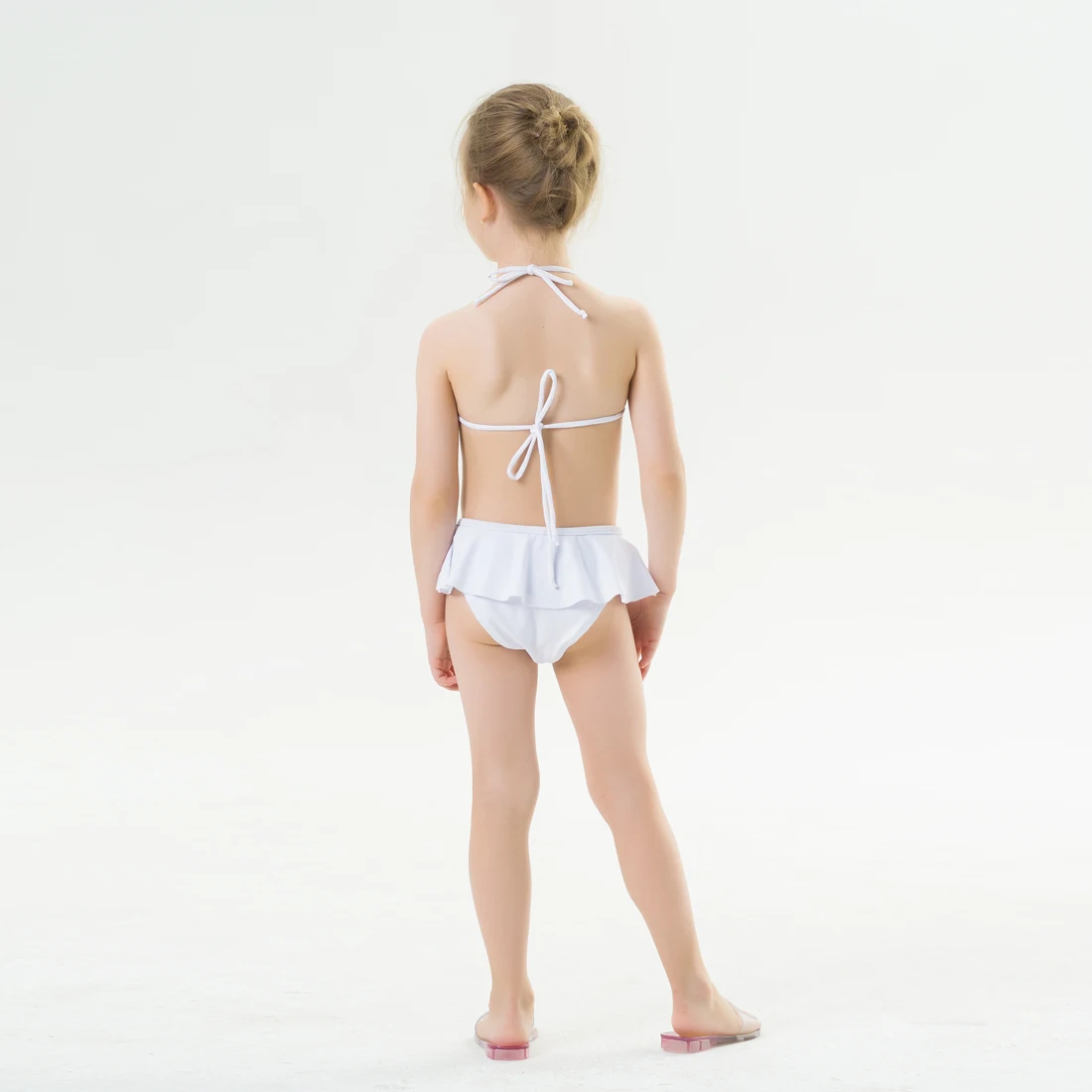 Новинка года, купальный костюм для маленьких девочек, Детский комплект бикини, детская однотонная красивая юбка с помпонами, комплект из двух предметов купальный костюм для девочек, пляжная одежда