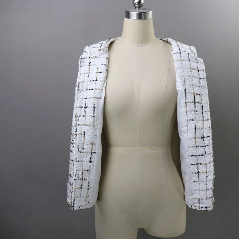 7989737623_1651478907_conew1