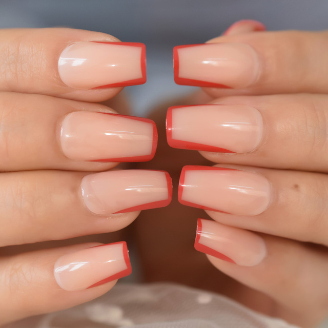 Nails Set Arc Tip YZV Gold Line Designs Artificial Nail In Bag Packaging Short Pink Lovely Fingernails Daily Wear