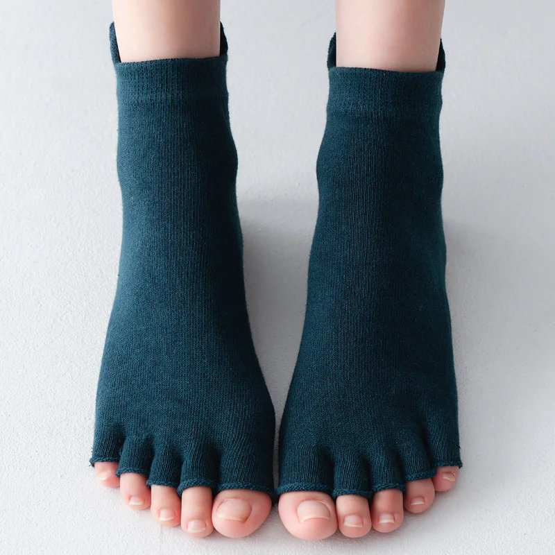 Women Five Toe Pilates Socks Ladies Anti-Slip Breathable Yoga Socks Cotton Elasticity Fitness Ballet Dance Sock for Yoga Gym yoga socks